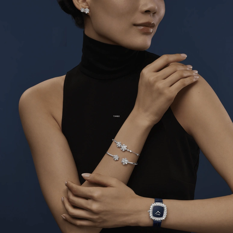 萧邦,L'HEURE DU DIAMANT 33毫米,33毫米,白金,墨蓝色,自动上弦,42小时,自制机芯,13A387,13A387-1115