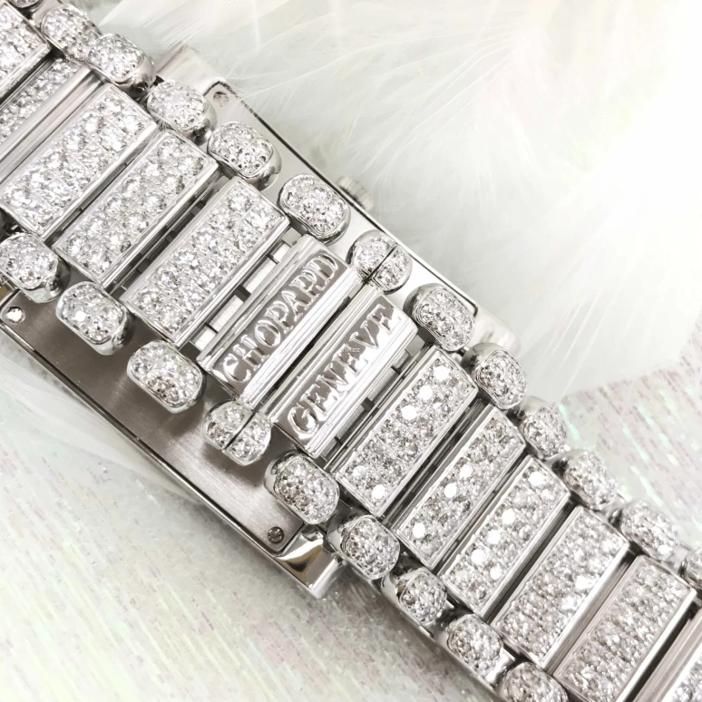 萧邦,Happy Diamonds 28毫米,28毫米,白金,白色,石英,蓝宝石,长方形,143483,143483-1002