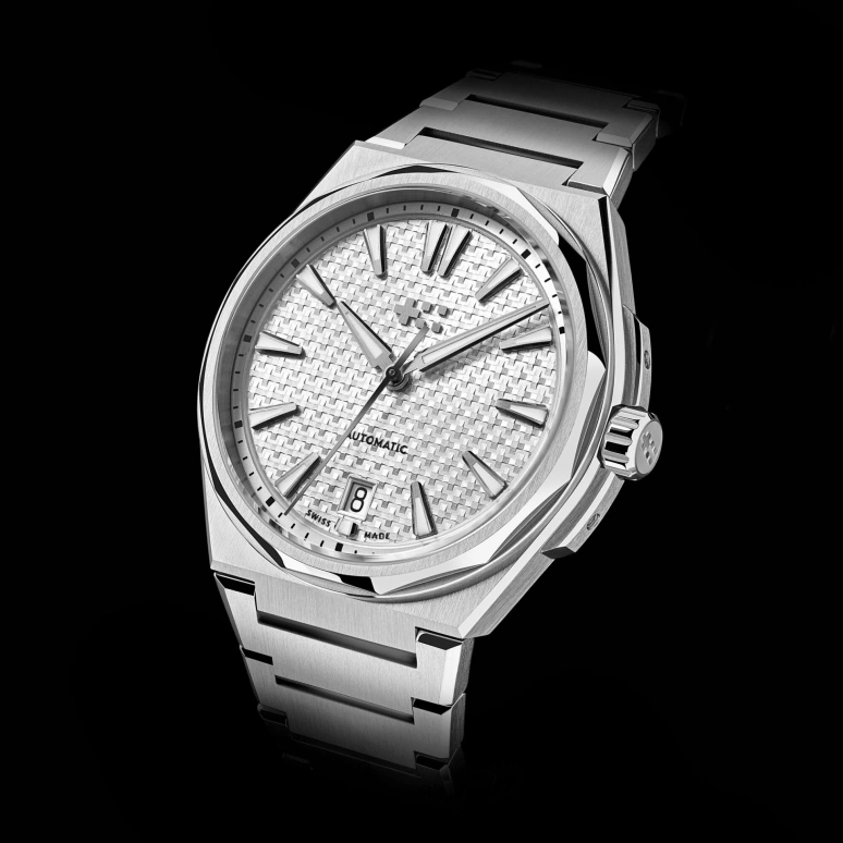 Christopher Ward,The Twelve 38mm,38mm,Stainless Steel,Silver White,Automatic,Day,38hours,C12,C12-38ADA1-S00W0-B0