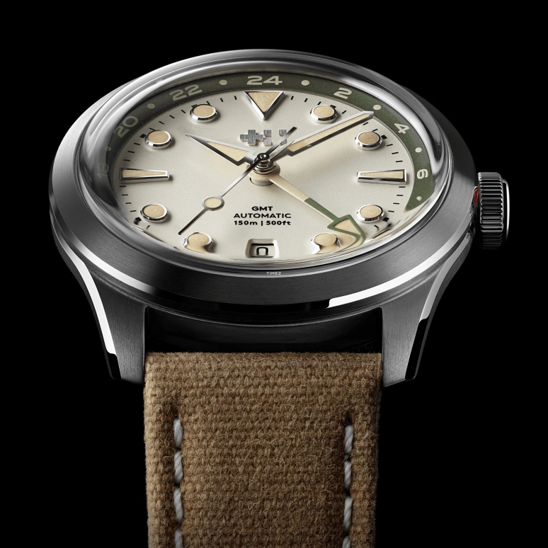 克里斯托弗沃德,C65 38毫米,38毫米,精钢,白色,自动上弦,日历,两地时,C65,C65-38AGM3-S00E1-WC