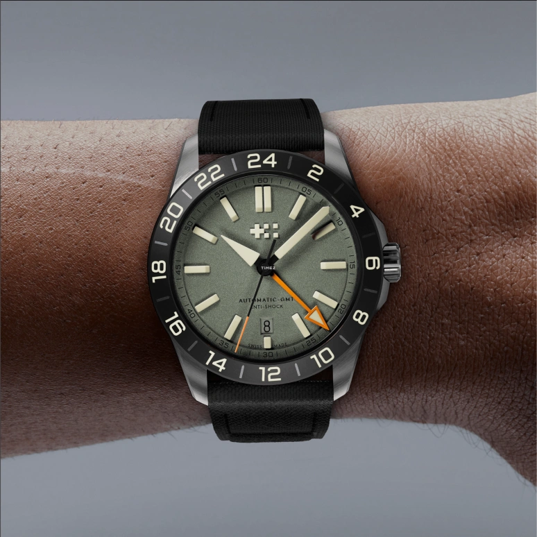 克里斯托弗沃德,C63 41毫米,41毫米,精钢,陶瓷,卡其绿色,自动上弦,日历,两地时,C63,C63-41AGM4-S0KV0-NKX