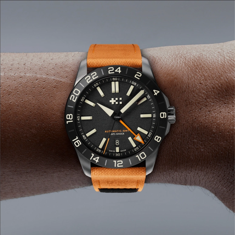 克里斯托弗沃德,C63 41毫米,41毫米,精钢,陶瓷,黑色,自动上弦,日历,两地时,C63,C63-41AGM4-S0KK0-NOX