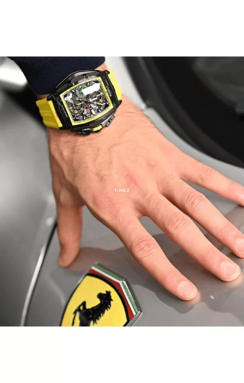 Cvstos,Chronograph 53.70x41mm,53.70x41mm,Stainless Steel,Black,Yellow,Automatic,Chronograph,Day,Power Reserve Indicator,B00107,B00107.4102001