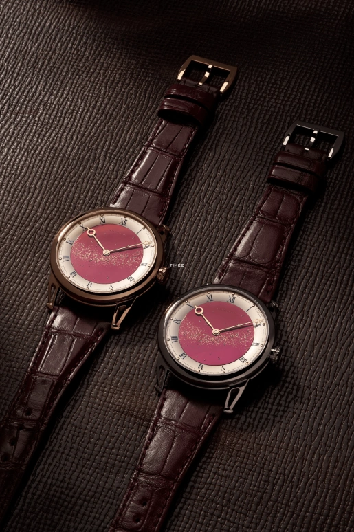 De Bethune,DB25 40.60毫米,40.60毫米,钛,勃艮第酒红,手动上弦,144小时,自制机芯,DB25VxsTiV2