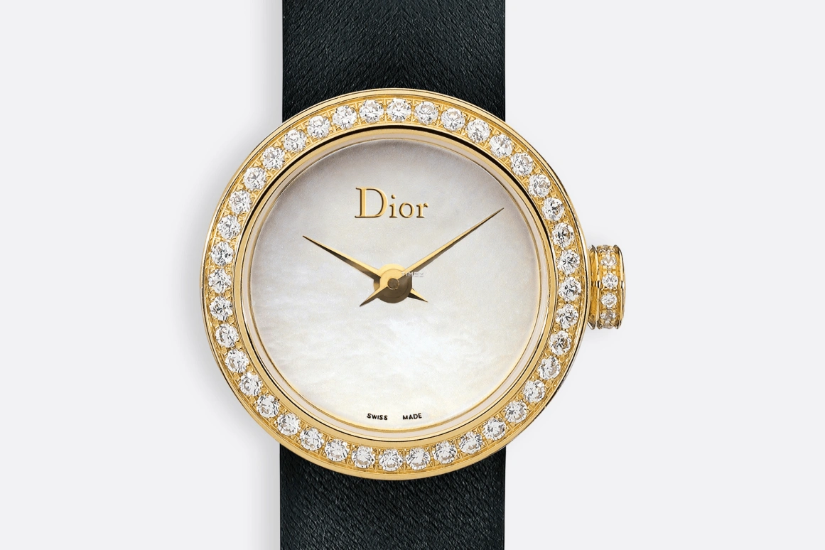 Dior,La mini D de Dior 19mm,19mm,Yellow Gold,White,Quartz,Sapphire,Round,CD040150A001 0000