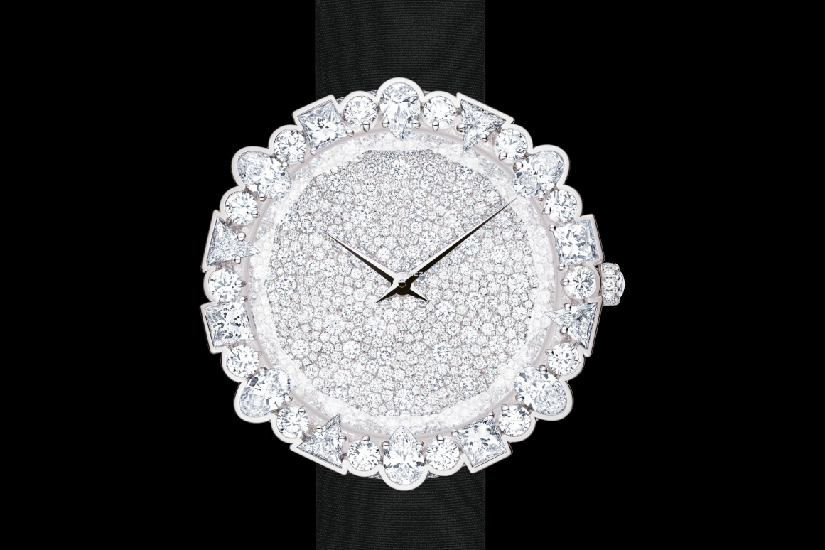 Dior,High Timepieces 38mm,38mm,White Gold,Silver,Quartz,Sapphire,Crystal Glass,Round,CD043162A001