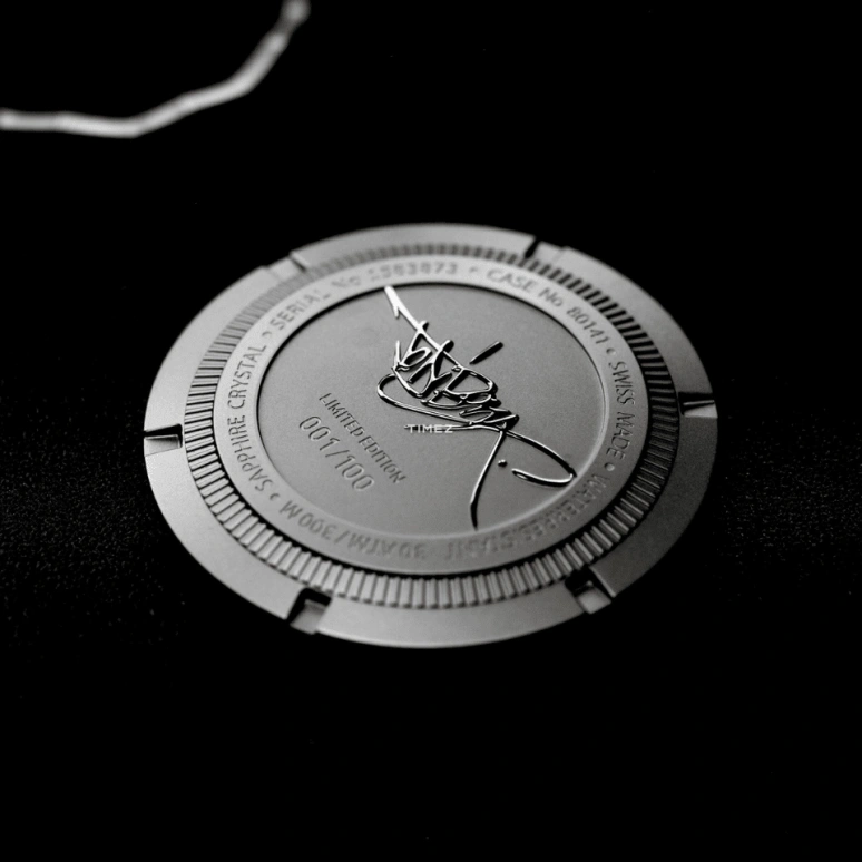 依度,海王星 42毫米,42毫米,精钢,多色,自动上弦,38小时,自制机芯,80141,80141-37NM-BONA