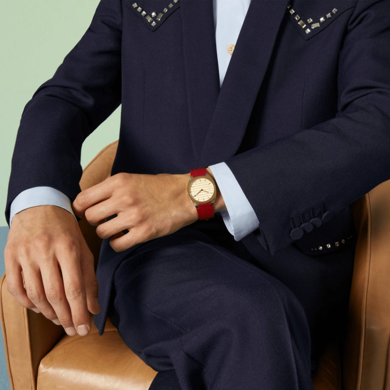 古驰,Gucci 25H 34毫米,34毫米,精钢,黄金色,石英,蓝宝石,水晶玻璃,其他,750602 IEDA0 9811