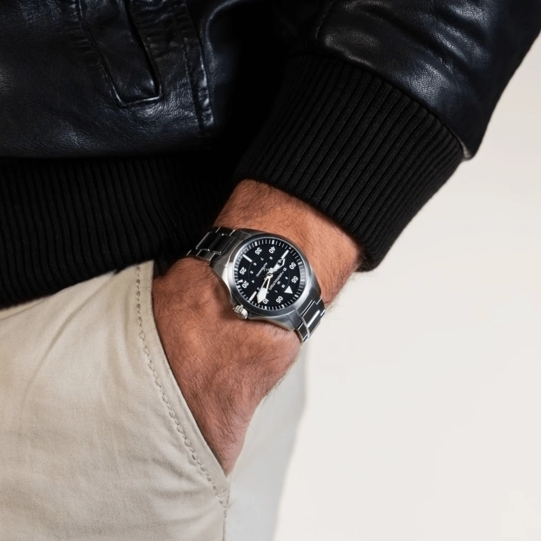Hamilton,Khaki Aviation 11.15mm,11.15mm,Stainless Steel,Black,Automatic,Sapphire,Glass,Silver,H76215130