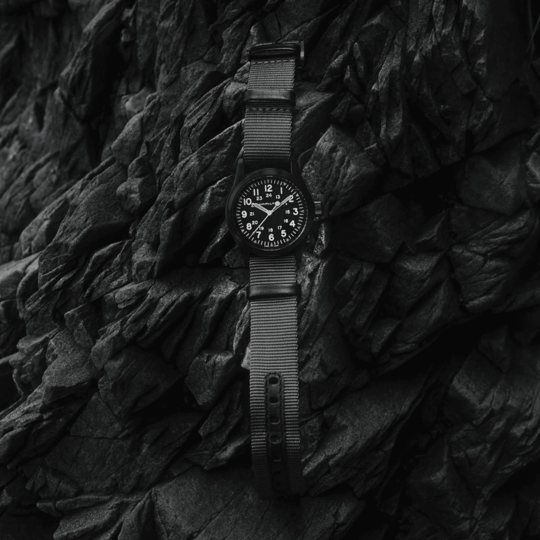 Hamilton,Khaki Field 38mm,38mm,Stainless Steel,Black,Handwound,Day,80hours,H69409930