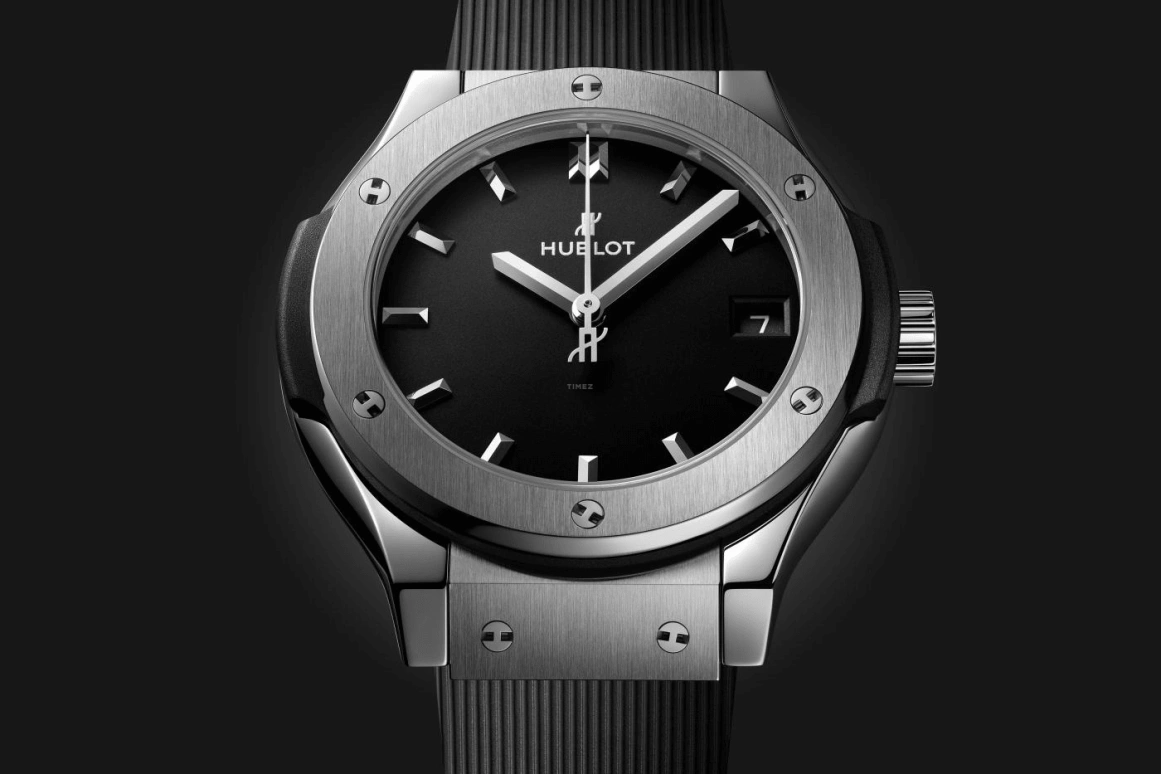 Hublot,Classic Fusion 33mm,33mm,Titanium Gold,Black,Quartz,In-house Caliber,Sapphire,581,581.NX.1171.RX