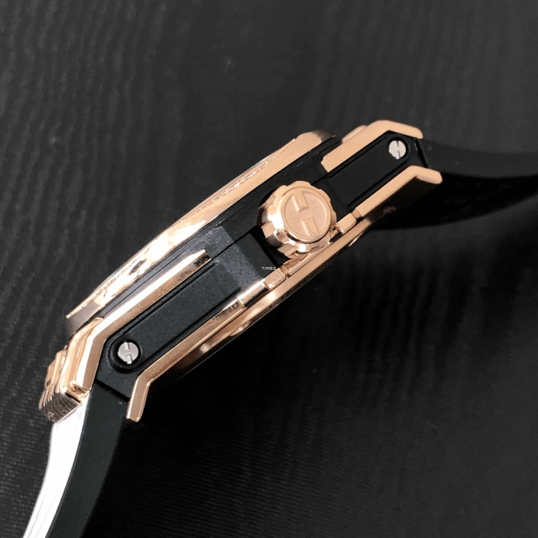 Hublot,Big Bang 39mm,39mm,KING GOLD,White,Automatic,50hours,In-house Caliber,465,465.OS.2028.VR.1204.MXM19