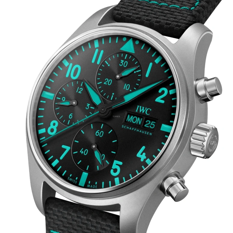 IWC,Pilot 41mm,41mm,Titanium,Black,Automatic,Chronograph,Date,Day,Column Wheel,46hours,In-house Caliber,IW388108