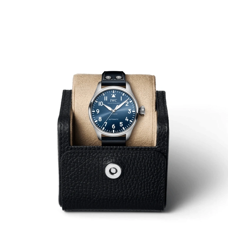 IWC,Big Pilot 43mm,43mm,Stainless Steel,Blue,Automatic,60hours,In-house Caliber,IW329304