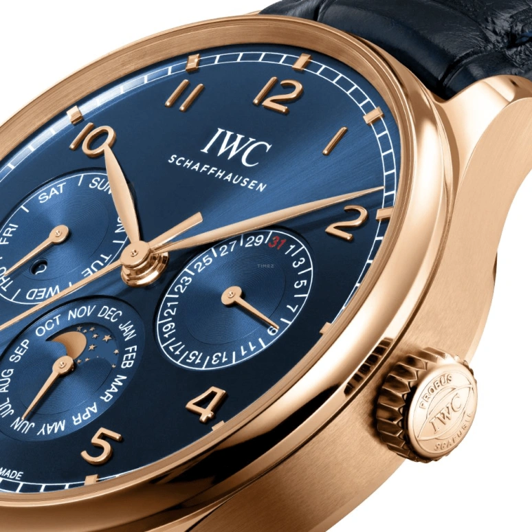 IWC,Portugieser 42.40mm,42.40mm,Red Gold,Blue,Automatic,Moonphase,Leap Year,Month,Date,60hours,In-house Caliber,IW344205