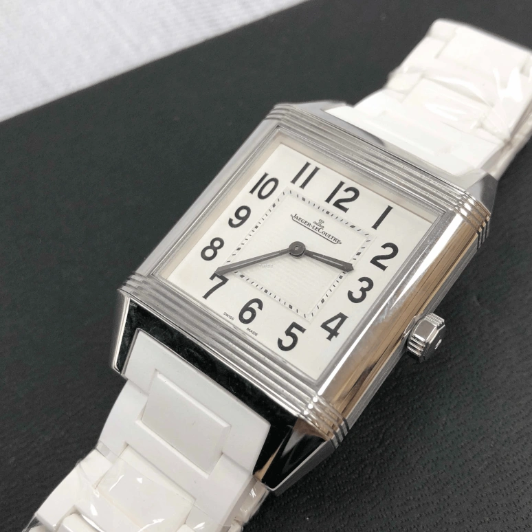 积家,翻转 45.50x31.20毫米,45.50x31.20毫米,精钢,黑色,银色,石英,自制机芯,蓝宝石,水晶玻璃,Q7068720