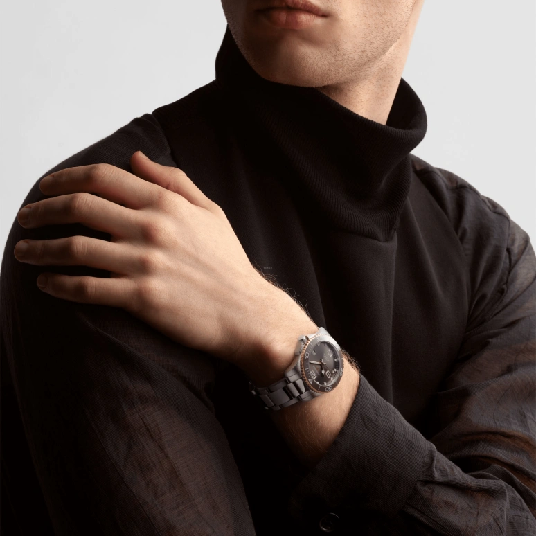 浪琴,康卡斯潜水 39毫米,39毫米,陶瓷,不锈钢,灰色,自动上弦,星期历,64小时,L3,L3.780.3.78.6