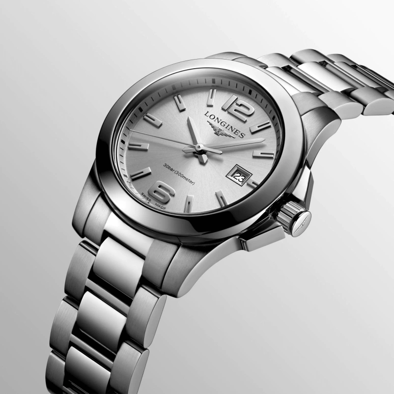 Longines,Sport 29.50mm,29.50mm,Stainless Steel,Silver White,Quartz,26280hours,In-house Caliber,L3,L3.376.4.76.6