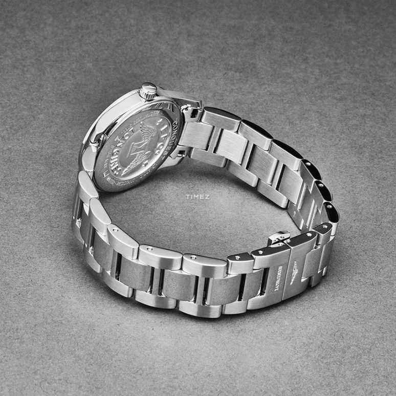 Longines,Conquest 36mm,36mm,Stainless Steel,White,Quartz,Day,26280hours,L3,L3.400.0.87.6