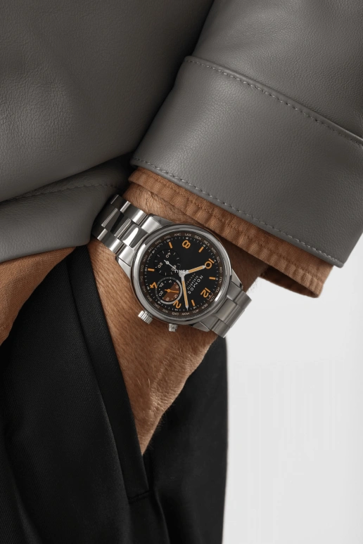 诺莫斯,Club 40毫米,40毫米,精钢,黑色,自动上弦,计时,两地时,世界时,昼夜显示,42小时,自制机芯,790,790.S8