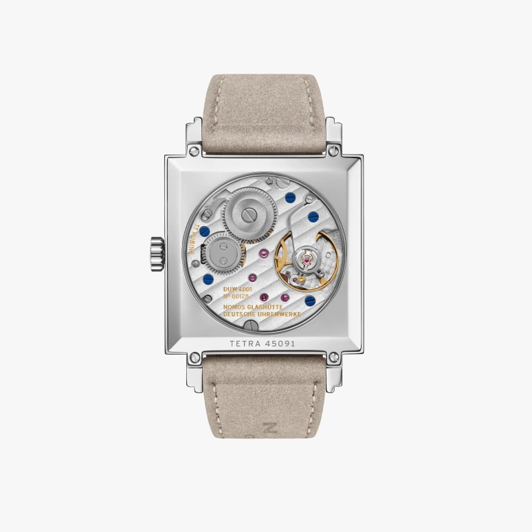 诺莫斯,Tetra 29.50毫米,29.50毫米,精钢,红色,手动上弦,53小时,自制机芯,438