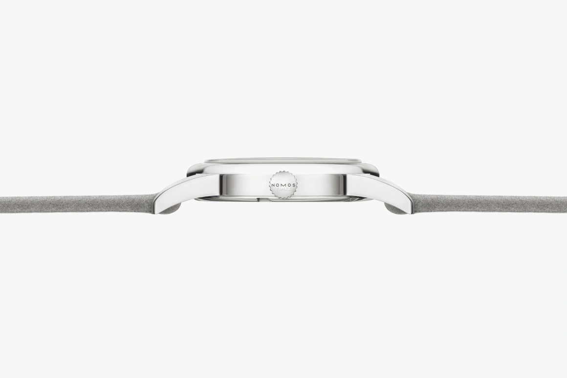 诺莫斯,Club 36毫米,36毫米,精钢,黄色,手动上弦,43小时,自制机芯,718,718.GB