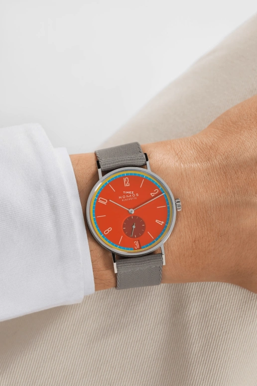 Nomos Glashütte,Tangente 37.50mm,37.50mm,Stainless Steel,Red,Handwound,Big Date,42hours,179,179.S28