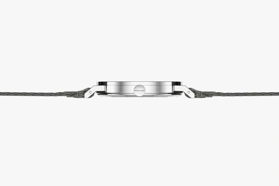 Nomos Glashütte,Tangente 37.50mm,37.50mm,Stainless Steel,Red,Handwound,Big Date,42hours,179,179.S28