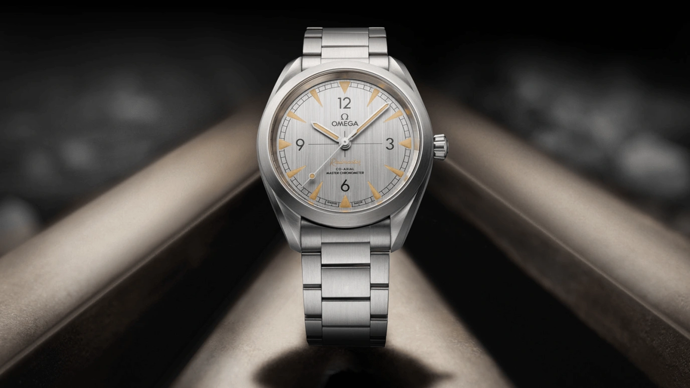 Omega,Railmaster 40mm,40mm,Stainless Steel,Silver,Automatic,Day,Co-Axial Escapement,220,220.10.40.20.06.001