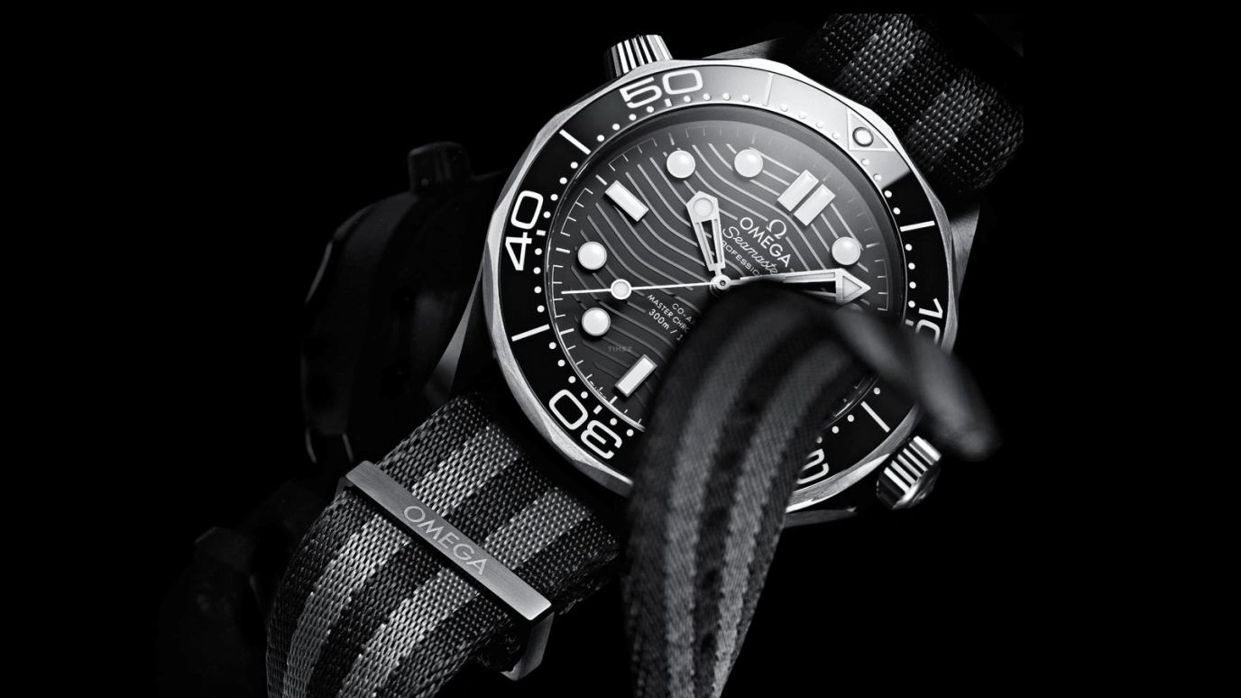 Omega,Seamaster Diver 300M 43.50mm,43.50mm,Titanium,Ceramic,Black,Automatic,Day,Co-Axial Escapement,210,210.92.44.20.01.002