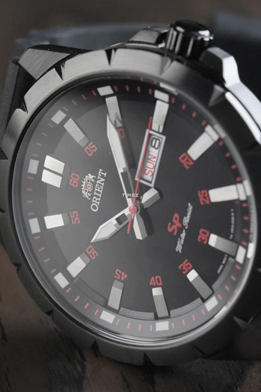 东方双狮,运动 43毫米,43毫米,精钢,黑色,石英,星期历,日历,FUG1X00BB