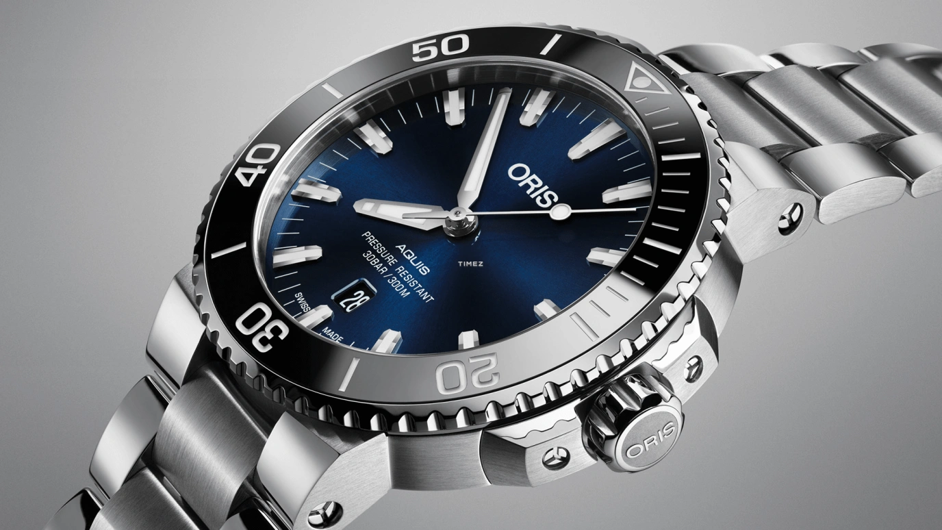 豪利时,Aquis 43.50毫米,43.50毫米,不锈钢,蓝色,自动上弦,日历,蓝宝石,水晶玻璃,01 733 7730 4135,01 733 7730 4135-07 4 24 64EB