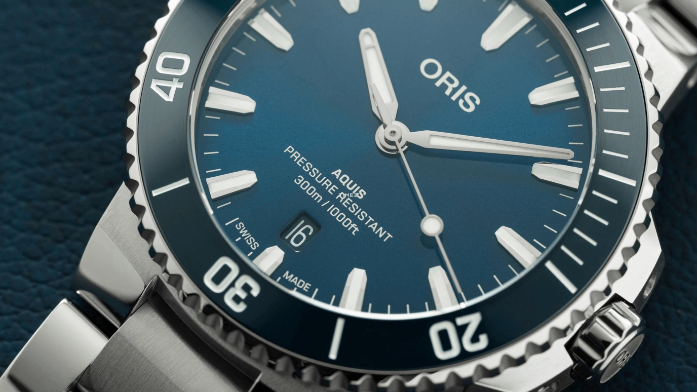 豪利时,Aquis 41.50毫米,41.50毫米,不锈钢,蓝色,自动上弦,日历,41小时,01 733 7787 4135,01 733 7787 4135-07 8 22 04PEB
