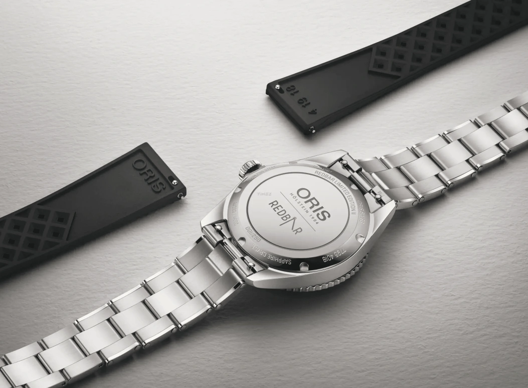 豪利时,潜水 39毫米,39毫米,精钢,陶瓷,红色,渐变色,自动上弦,41小时,自制机芯,01,01-733-7795-4018-Set