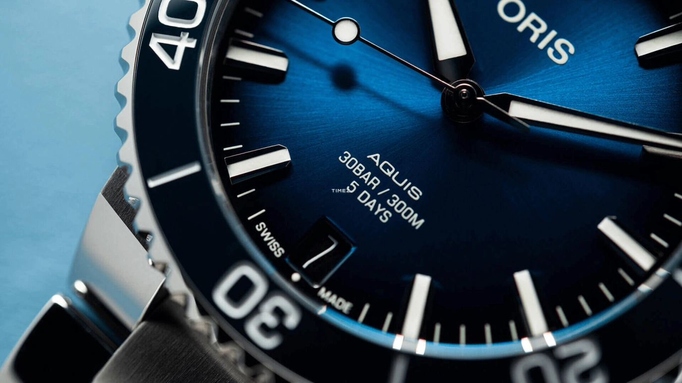 豪利时,Aquis 41.50毫米,41.50毫米,不锈钢,蓝色,自动上弦,日历,蓝宝石,水晶玻璃,01 400 7769 4135,01 400 7769 4135-07 8 22 09PEB