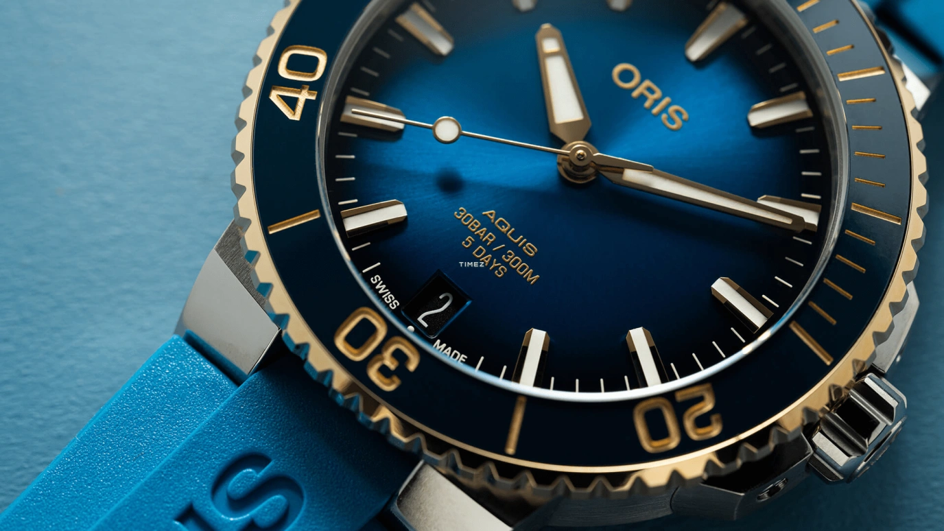 豪利时,Aquis 41.50毫米,41.50毫米,不锈钢,蓝色,自动上弦,日历,蓝宝石,水晶玻璃,01 400 7769 6355,01 400 7769 6355-07 4 22 75FC