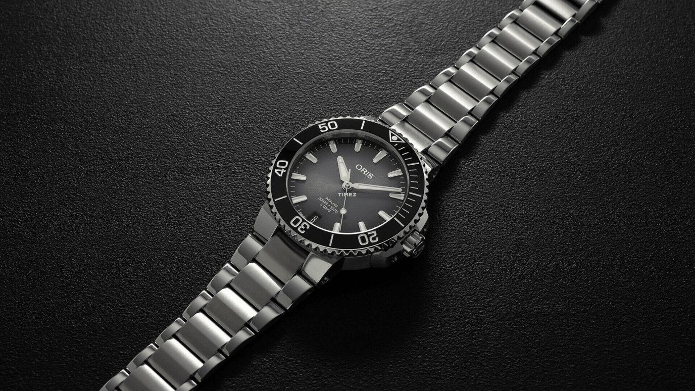 豪利时,Aquis 41.50毫米,41.50毫米,不锈钢,灰色,自动上弦,日历,蓝宝石,水晶玻璃,01 400 7769 4154,01 400 7769 4154-07 8 22 09PEB