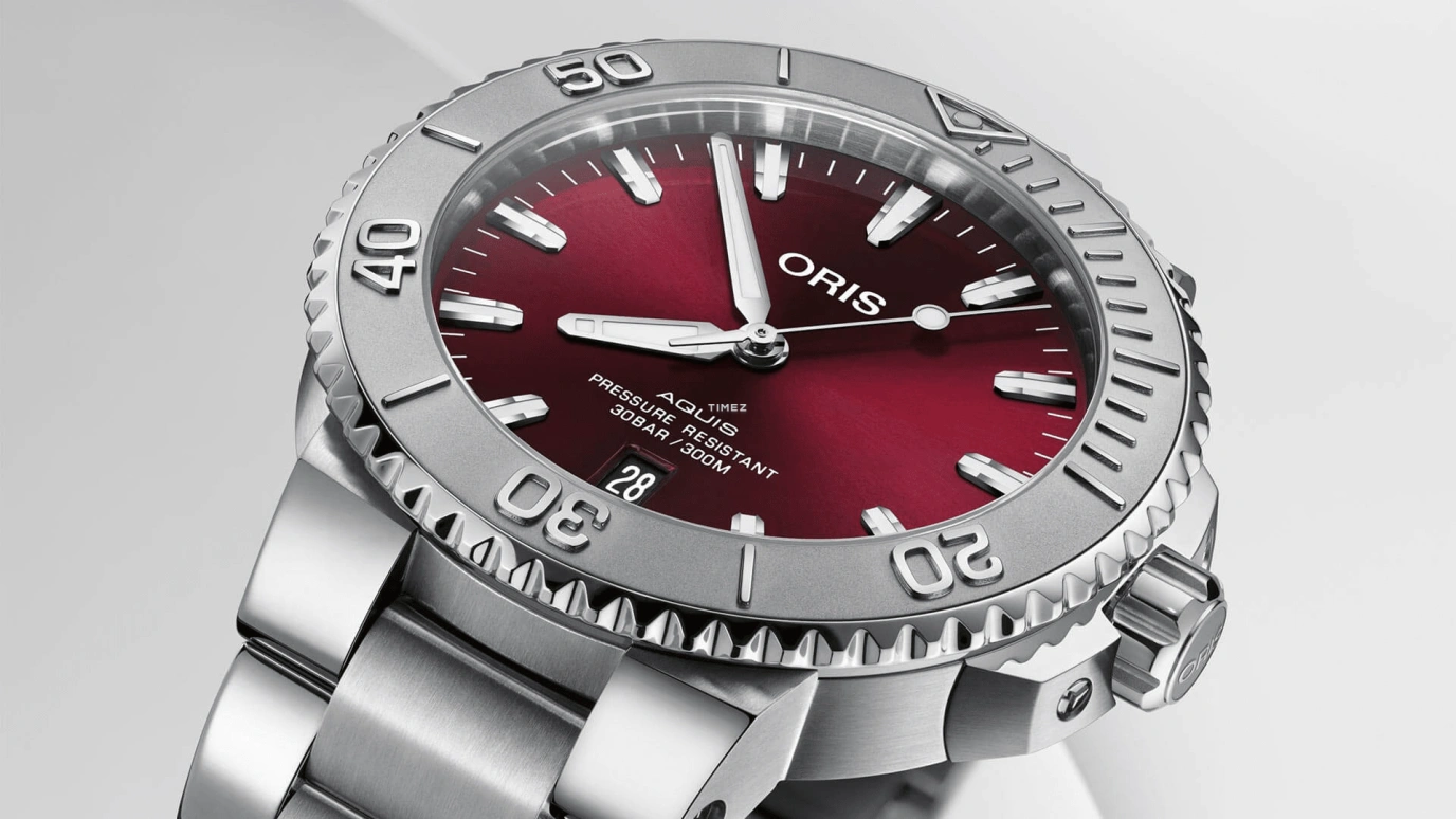 豪利时,Aquis 41.50毫米,41.50毫米,不锈钢,红色,自动上弦,日历,蓝宝石,水晶玻璃,01 733 7766 4158,01 733 7766 4158-07 8 22 05PEB