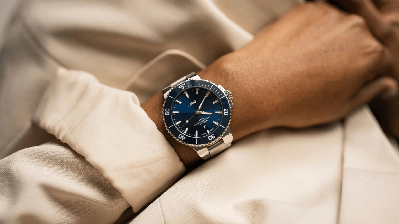 豪利时,Aquis 43.50毫米,43.50毫米,不锈钢,蓝色,自动上弦,日历,41小时,01 733 7789 4135,01 733 7789 4135-07 8 23 04PEB