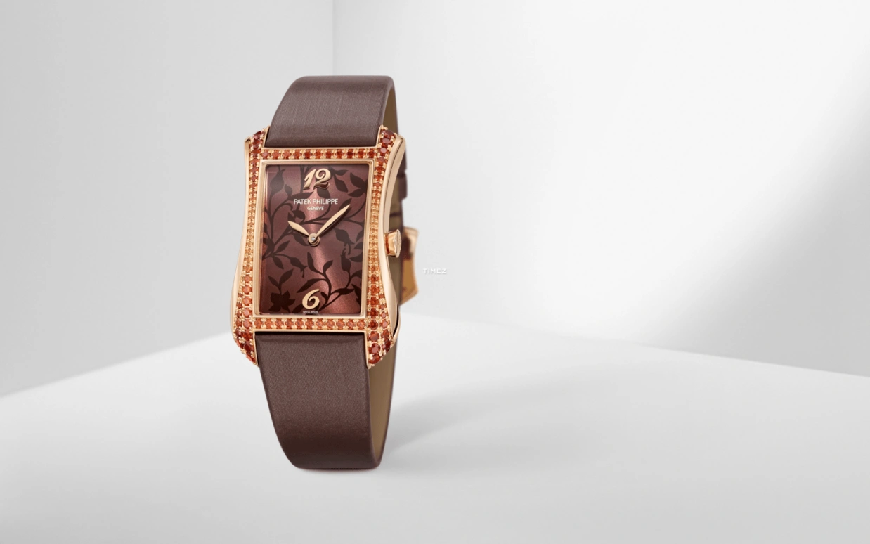 Patek Philippe,Gondolo 28.60x40.80mm,28.60x40.80mm,Rose Gold,Brown,Quartz,In-house Caliber,Square,4962,4962/200R-001