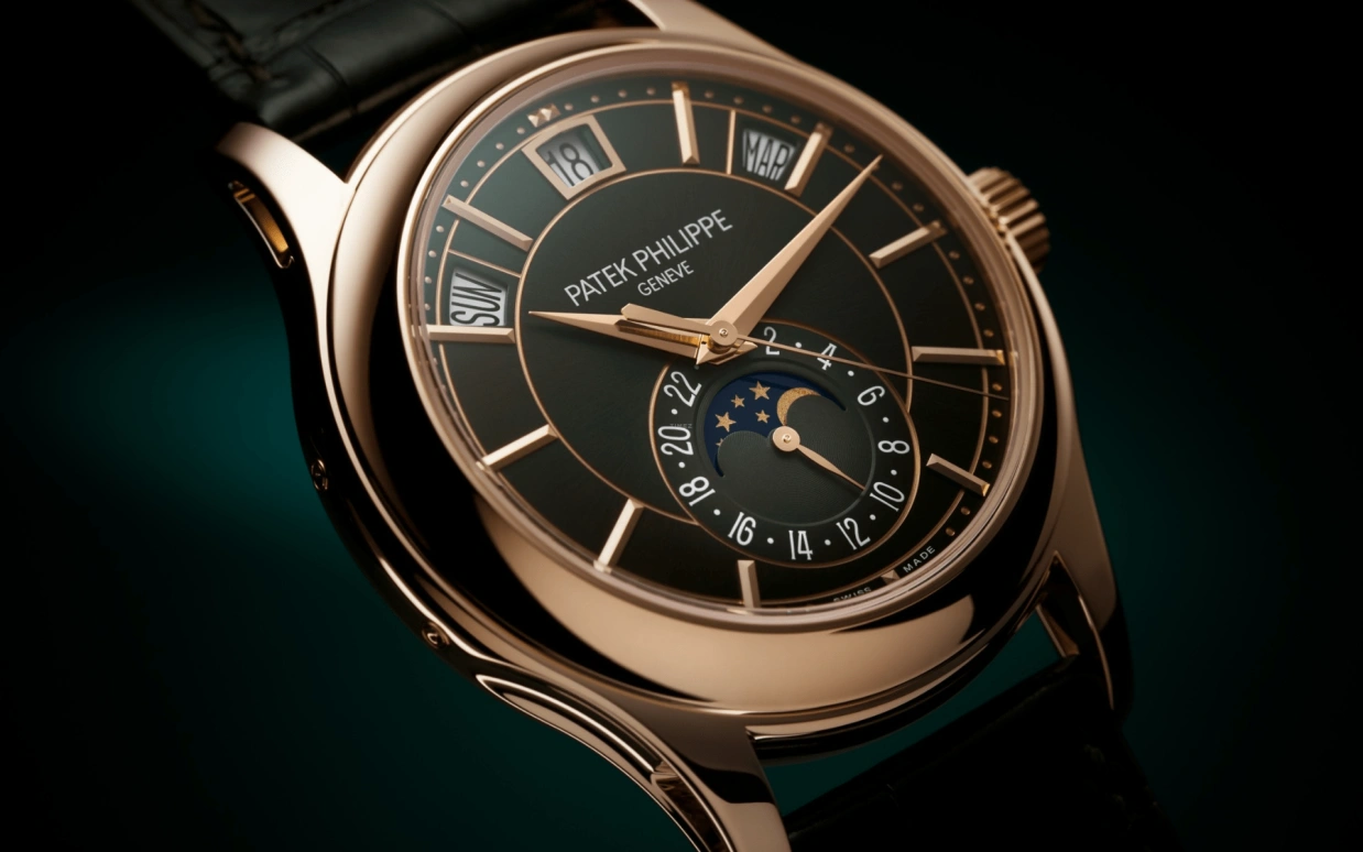 Patek Philippe,Complications 40.20mm,40.20mm,Rose Gold,Green,Automatic,Moonphase,Annual Calendar,Month,Date,45hours,In-house Caliber,Lautaro Martínez,5205R,5205R-011