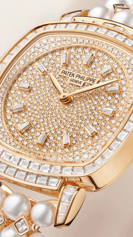 百达翡丽,Gondolo 31x34.80毫米,31x34.80毫米,玫瑰金,玫瑰金色,手动上弦,44小时,自制机芯,7042,7042/100R-010