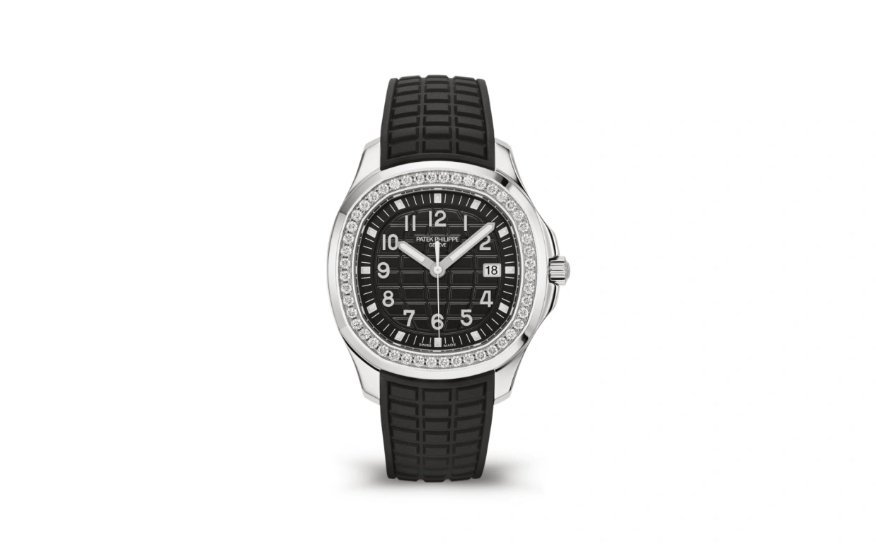 Patek Philippe,Aquanaut 38.80mm,38.80mm,Stainless Steel,Black,Quartz,Day,In-house Caliber,Summer,5267,5267/200A-001