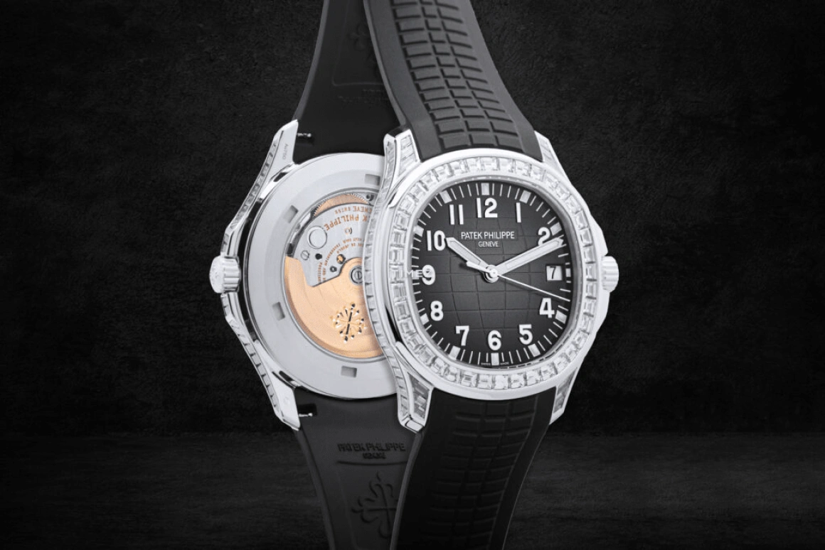 Patek Philippe,Aquanaut 40mm,40mm,White Gold,Black,Automatic,Day,45hours,5167,5167/300G-010