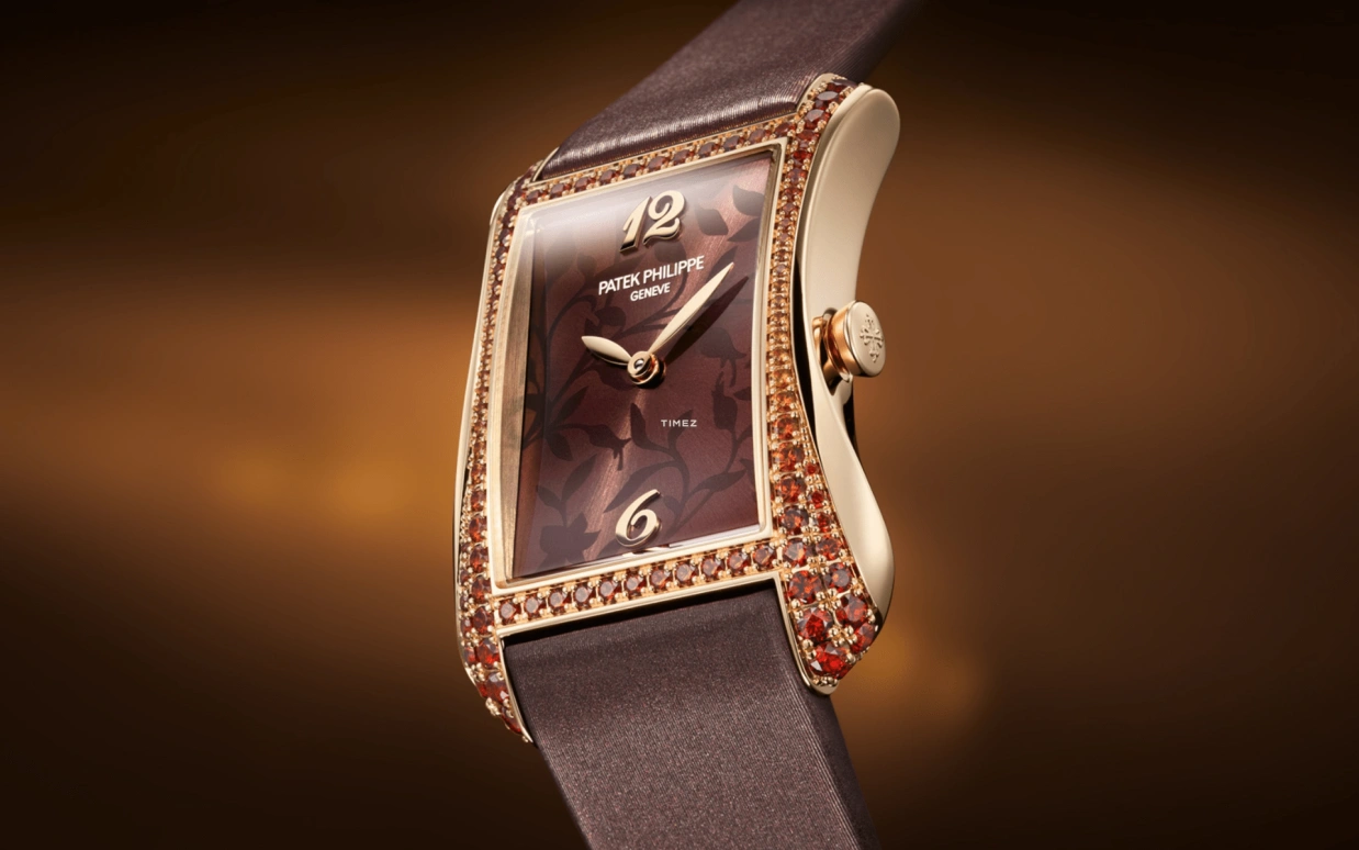 Patek Philippe,Gondolo 28.60x40.80mm,28.60x40.80mm,Rose Gold,Brown,Quartz,In-house Caliber,Square,4962,4962/200R-001