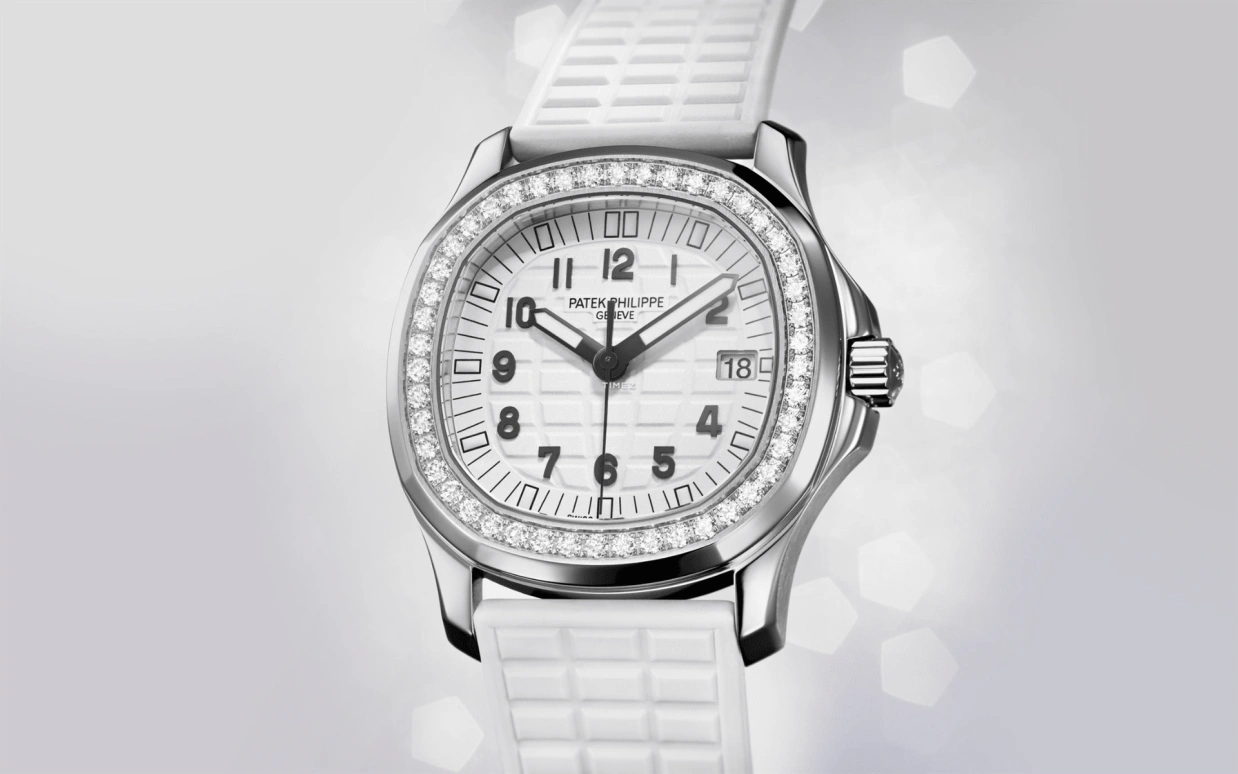 Patek Philippe,Aquanaut 35.60mm,35.60mm,Stainless Steel,White,Quartz,Day,In-house Caliber,5067A,5067A-024