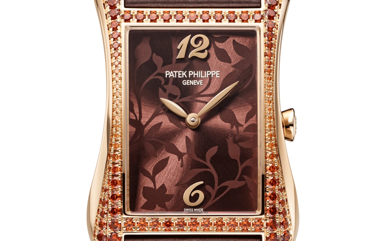 Patek Philippe,Gondolo 28.60x40.80mm,28.60x40.80mm,Rose Gold,Brown,Quartz,In-house Caliber,Square,4962,4962/200R-001