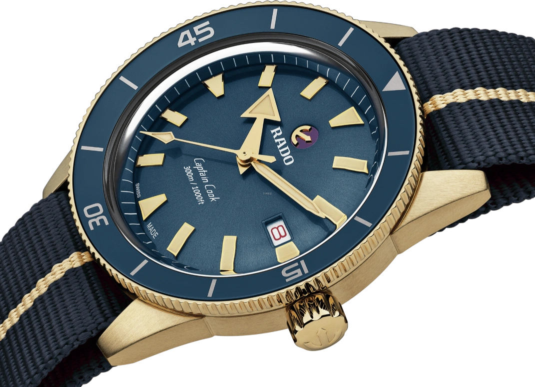 Rado,Captain Cook 42mm,42mm,Bronze,Blue,Automatic,Day,In-house Caliber,R32504207