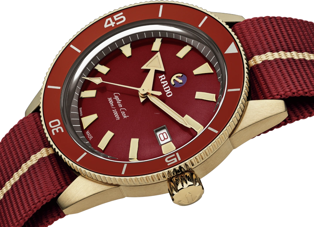 Rado,Captain Cook 42mm,42mm,Bronze,Burgundy,Automatic,Day,In-house Caliber,R32504407