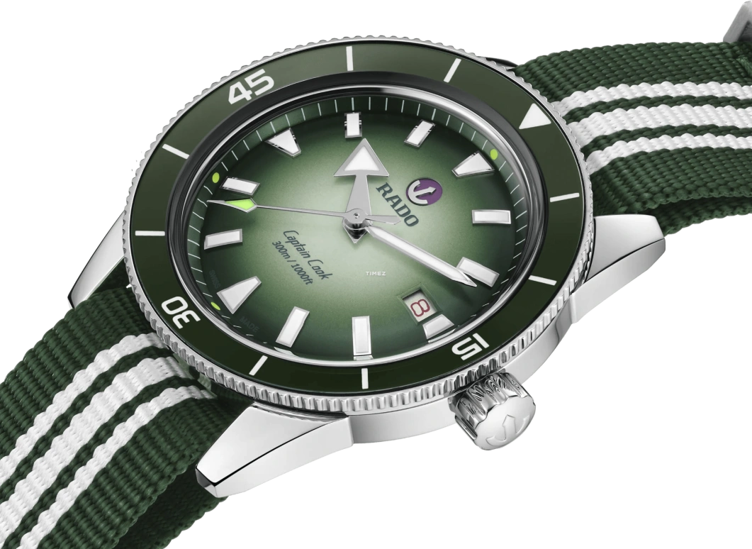 Rado,Captain Cook 42mm,42mm,Stainless Steel,Green,White,Automatic,Day,80hours,R32149318